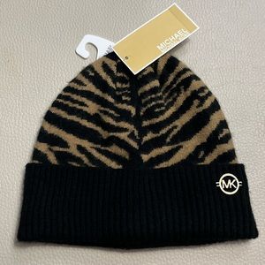 NWT - Michael Kors Logo Beanie
